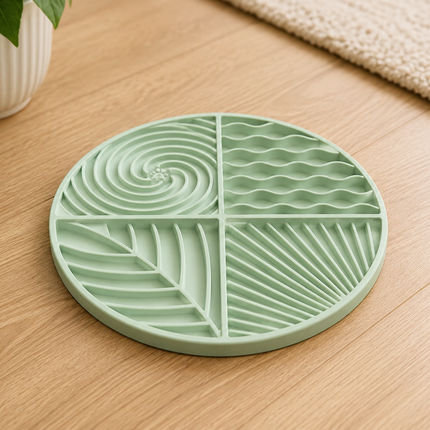Silicone Lick Mat lifestyle